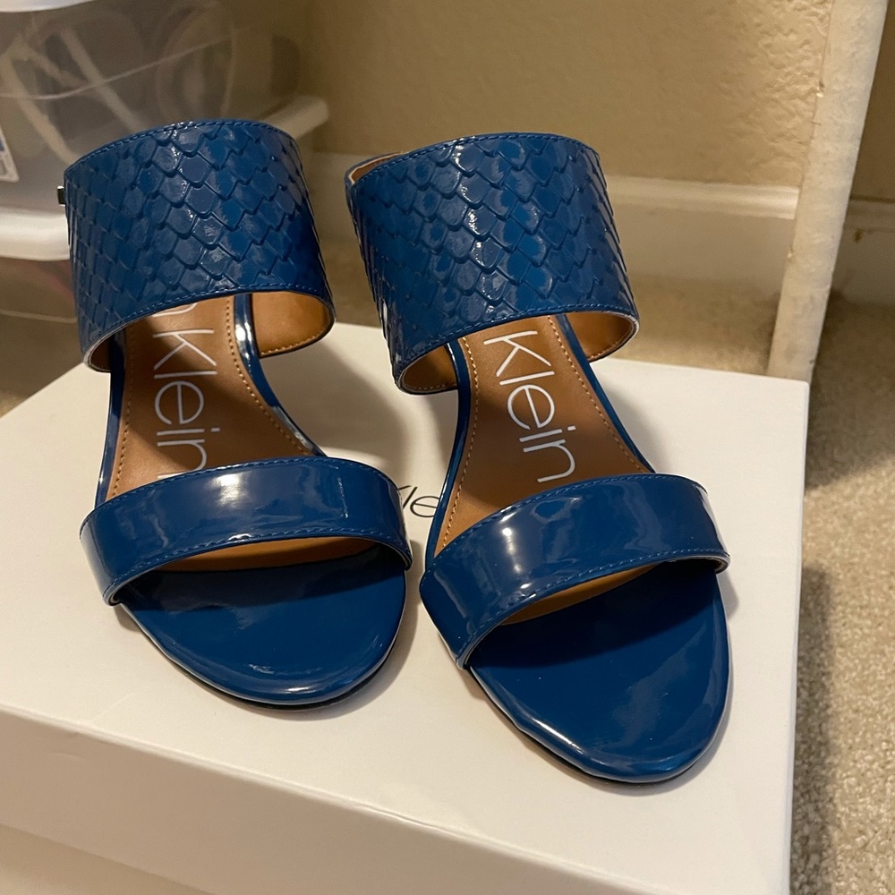 Calvin Klein heels in Seaport size 5.5